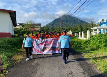 Polres Halbar Gelar Jalan Sehat Bersama SLB Halbar, Peringati Hari Disabilitas Internasional