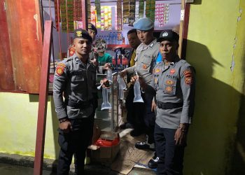 Polres Halbar Sita 28 Kantong Plastik Miras Jenis Captikus dalam Operasi Pekat Kieraha
