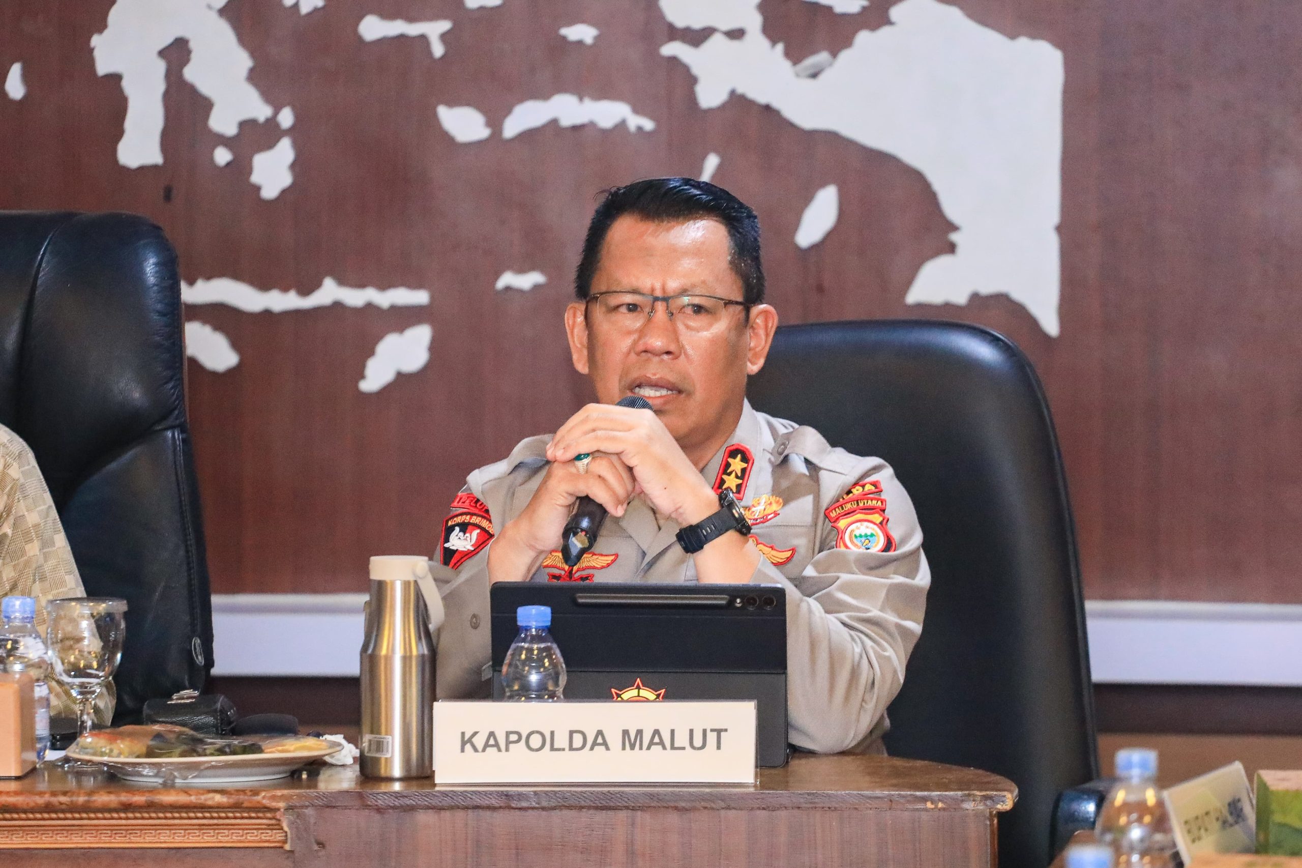 Kapolda Malut dan Forkopimda Bahas Investasi PT TUB dan Aspirasi Masyarakat Adat
