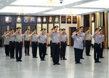 17 Perwira Tinggi Polri Naik Pangkat, Satu Diantaranya Raih Bintang Tiga