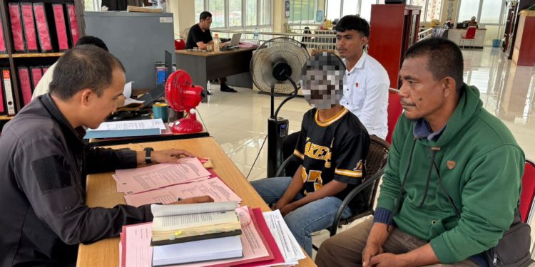 Pengiriman Tersangka Anak Dan Barang Bukti (Tahap II) Atas Nama D.A.R. Ke Kejaksaan Negeri Halbar