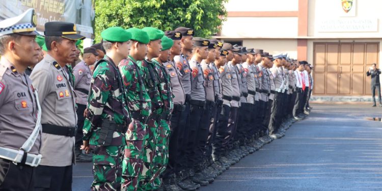 Kapolresta Tidore Pimpin Apel Gelar Pasukan Operasi Patuh Kie Raha 2025