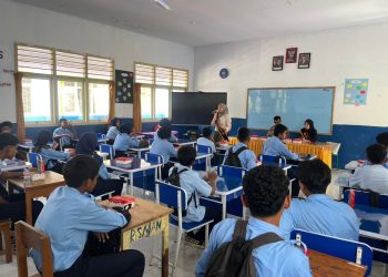 Polda Malut Gelar Literasi Digital kepada Pelajar SMKN 5 Tidore Kepulauan