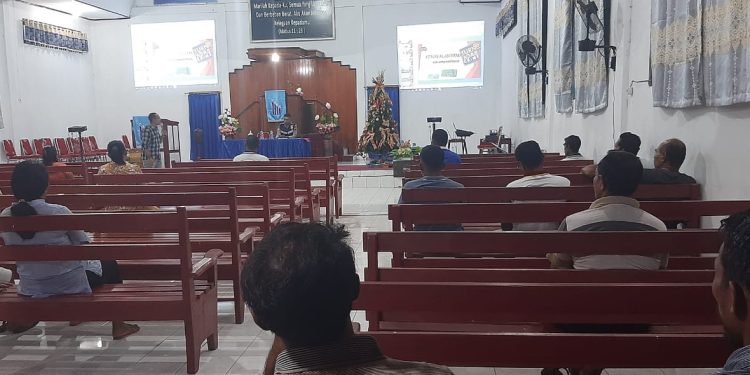 Bhabinkamtibmas Polres Ternate Beri Penyuluhan tentang Kenakalan Remaja dan KDRT