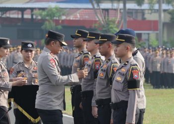 Kapolda Jatim Lepas 79 Personel Pamapta Maksimalkan Pelayanan Terpadu di Jajaran Polres