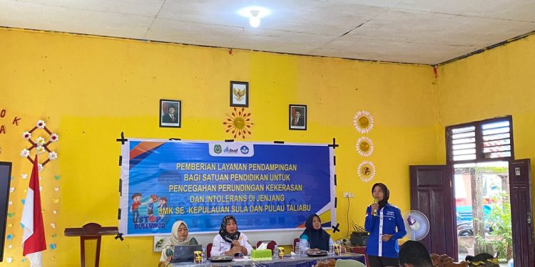 Unit PPA Polres Kepulauan Sula Jadi Narasumber Sosialisasi Pencegahan Perundungan dan Intoleransi di SMK Negeri 1 Sanana