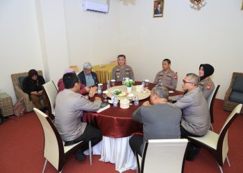 Kapolresta Tidore Sambut Tim Kompolnas RI di Bandara Sultan Babullah Ternate